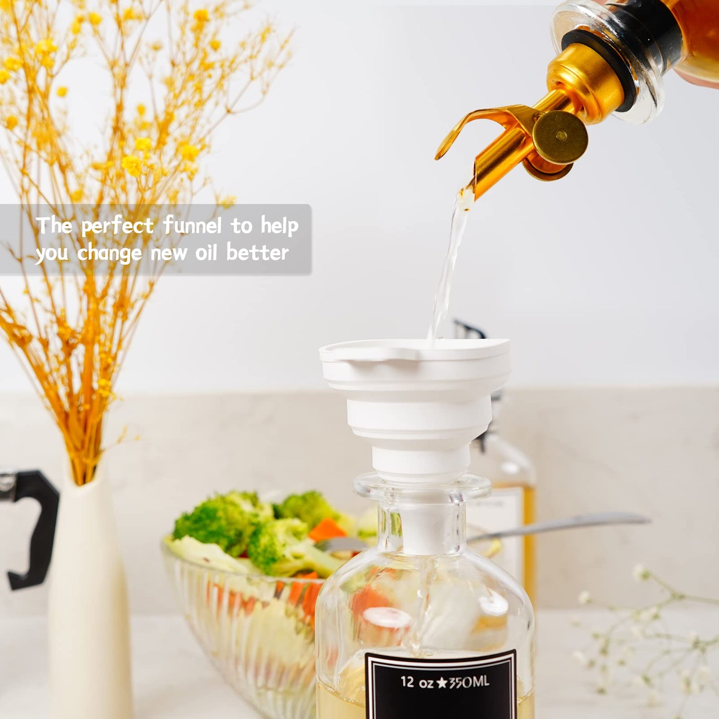 2 Pcs Olive Oil Dispenser Bottle Spout, Speed Liquor Pour Spout with Flip Top, Stainless Steel Auto Pour Spouts for Liquor Bottles, Oil Bottles, Vinegar, Syrup and Other Liquid Bottles Gold