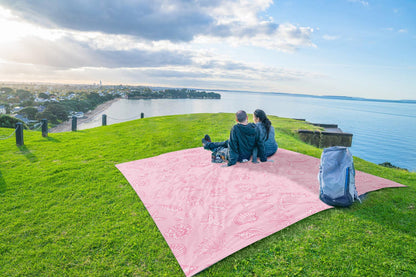WEKAPO Beach Blanket Waterproof Sandproof Oversized, Extra Large Beach Mat Sand Free, Lightweight & Compact Sand Free Mat with 6 Stakes & 4 Corner Pockets (Pink Sea Shells, 11 x 9 FT (1～9 Person))